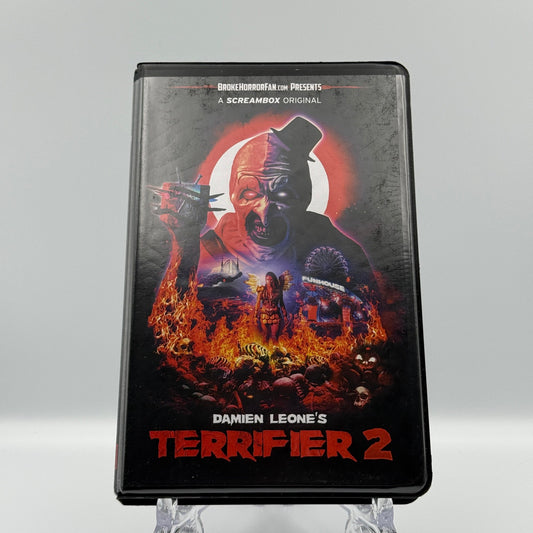Terrifier 2 Witter VHS Clamshell Edition Art The Clown David Howard Thornton